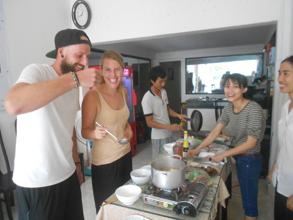 Hue Boutique Homestay Exteriör bild