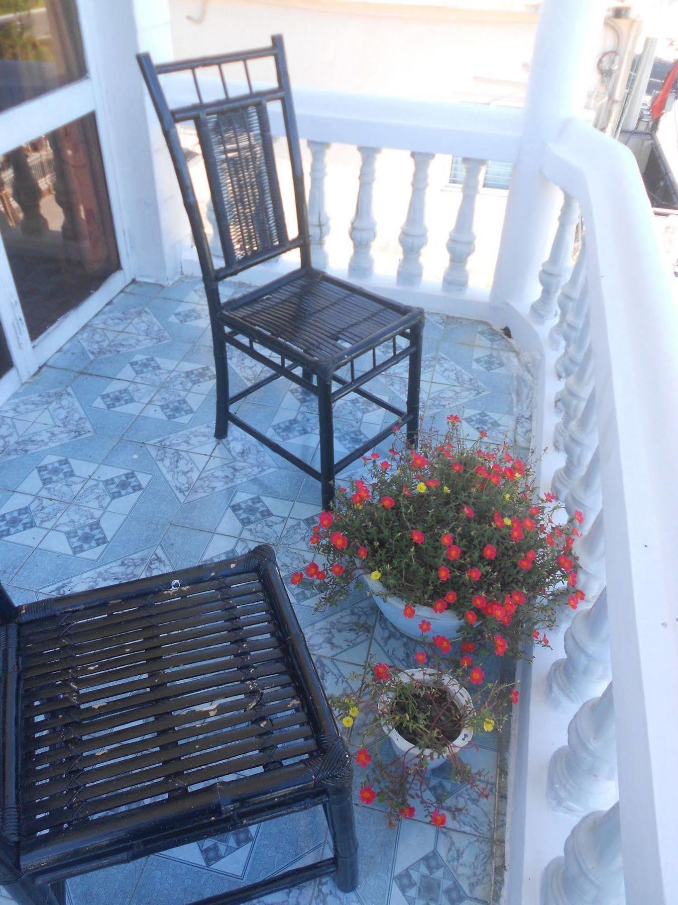 Hue Boutique Homestay Exteriör bild